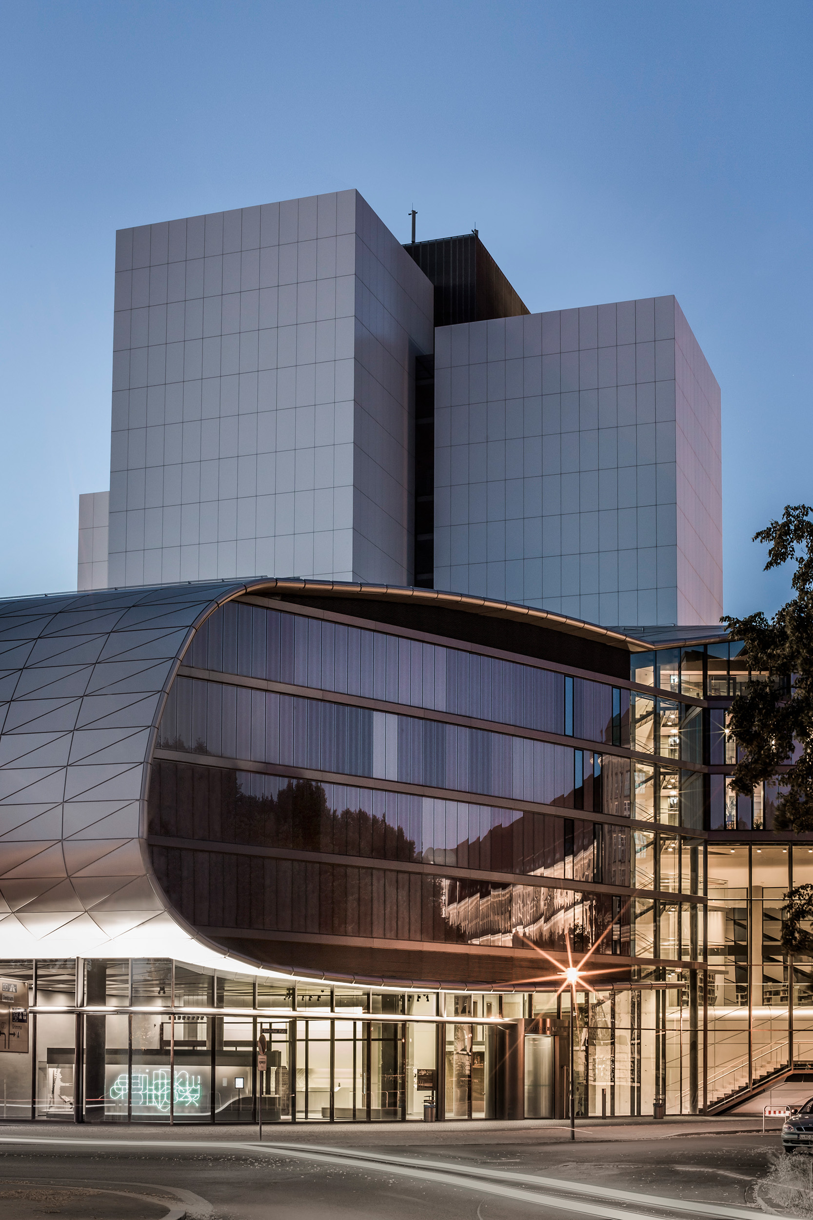 gabriel gloeckler-02